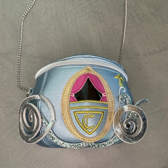 Disney Cinderella Carriage Cross Body Handbag - by Danielle Nicole - Picture 7 of 9